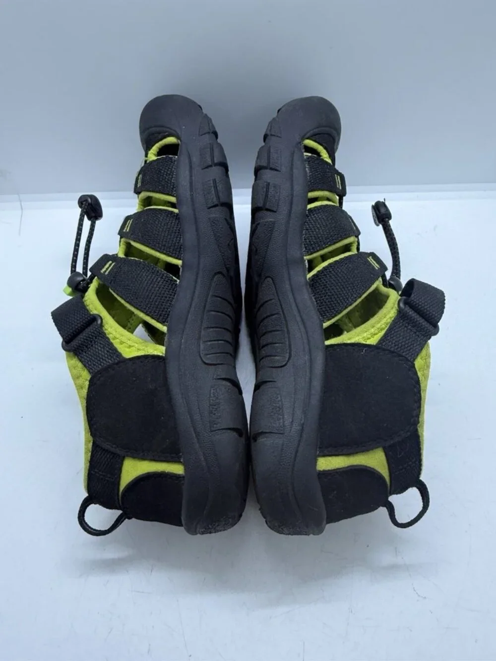 Keen Newport H2 Black Neon Green Hiking Sports Sandals Big Kids Youth 4 US 36 EU